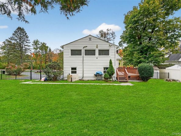 134 Dalmeny Road, Briarcliff Manor NY 10510