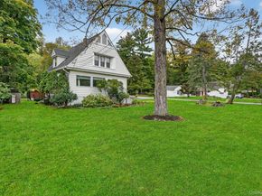 134 Dalmeny Road, Briarcliff Manor NY 10510
