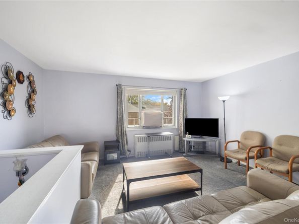 225-08 88th Avenue Upper, Queens Village NY 11429