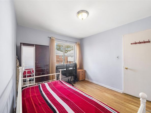 225-08 88th Avenue Upper, Queens Village NY 11429