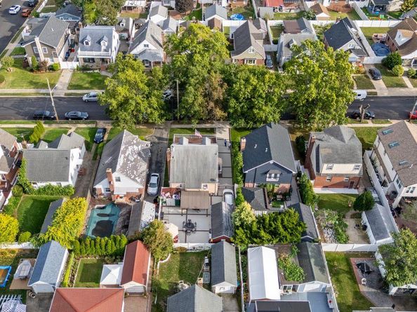 21 Jasper Street, North Valley Stream NY 11580