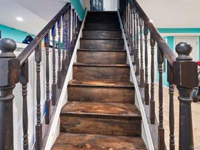 21 Jasper Street, North Valley Stream NY 11580