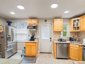 21 Jasper Street, North Valley Stream NY 11580