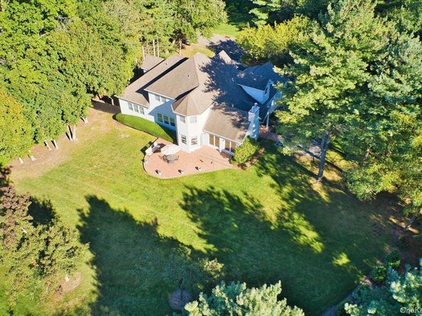 5 Morgan Lane, Locust Valley NY 11560