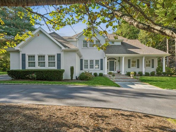 5 Morgan Lane, Locust Valley NY 11560