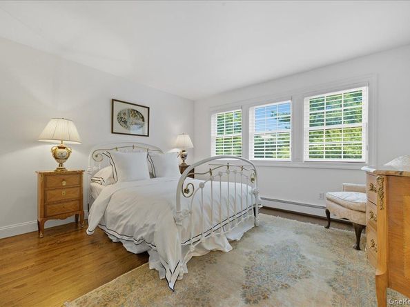 5 Morgan Lane, Locust Valley NY 11560