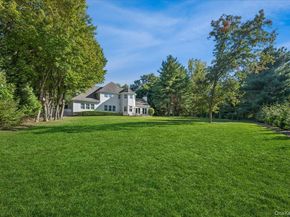 5 Morgan Lane, Locust Valley NY 11560