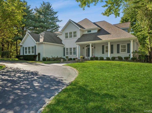 5 Morgan Lane, Locust Valley NY 11560