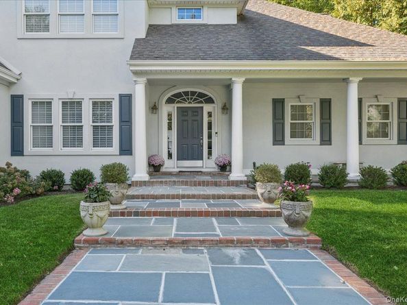 5 Morgan Lane, Locust Valley NY 11560