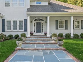 5 Morgan Lane, Locust Valley NY 11560