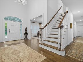 5 Morgan Lane, Locust Valley NY 11560