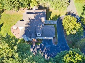 5 Morgan Lane, Locust Valley NY 11560