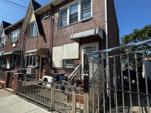 2222 W 7th Street, Brooklyn NY 11223