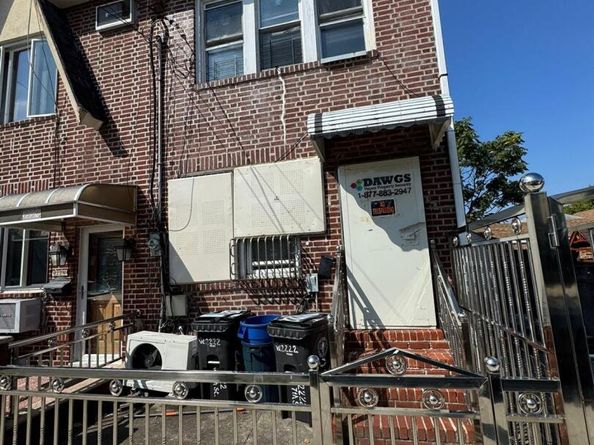 2222 W 7th Street, Brooklyn NY 11223