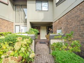 236 Hamlet Drive, Jericho NY 11753