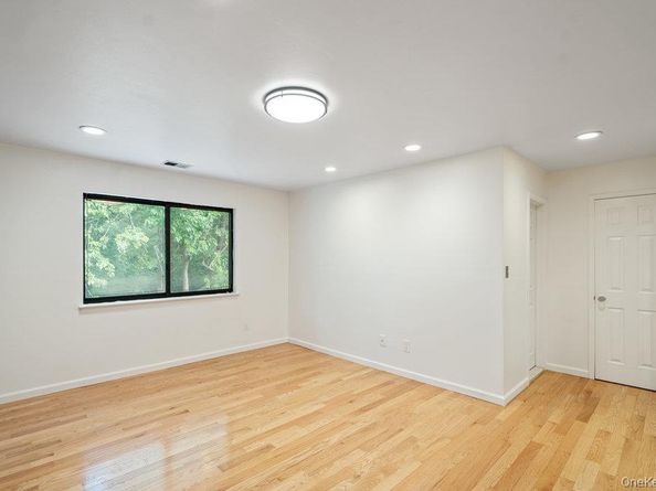 236 Hamlet Drive, Jericho NY 11753