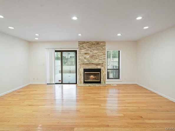 236 Hamlet Drive, Jericho NY 11753