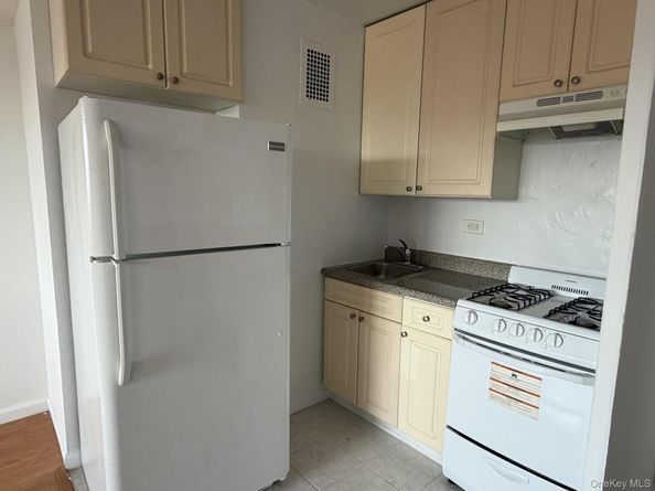 83-60 118th Street 11D, Kew Gardens NY 11415