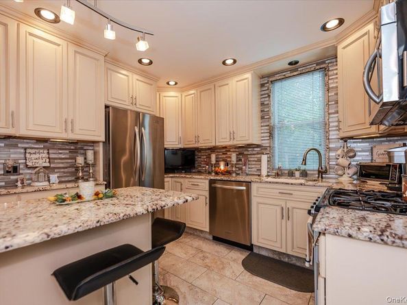 1711 Mahan Avenue, Bronx NY 10461