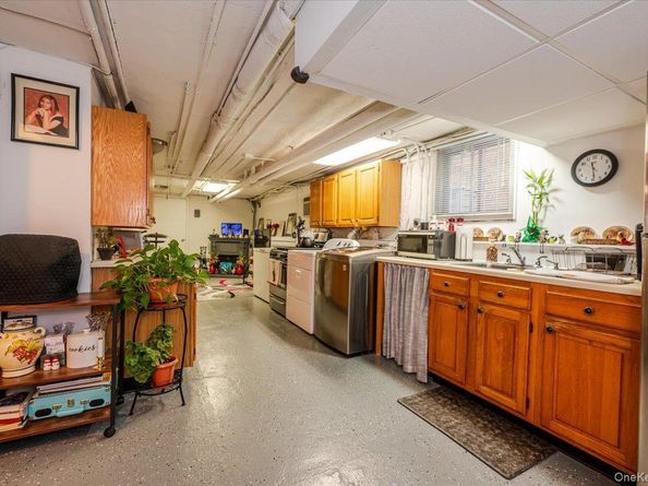 1711 Mahan Avenue, Bronx NY 10461