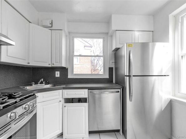 150-77 Village Road 59D, Jamaica Hills NY 11432