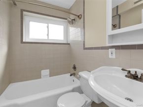 150-77 Village Road 59D, Jamaica Hills NY 11432