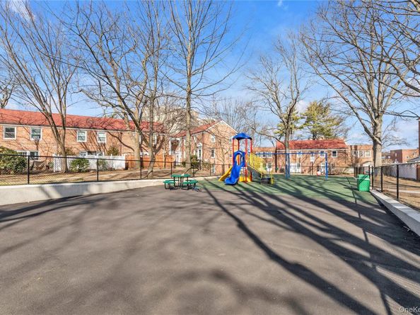 150-77 Village Road 59D, Jamaica Hills NY 11432