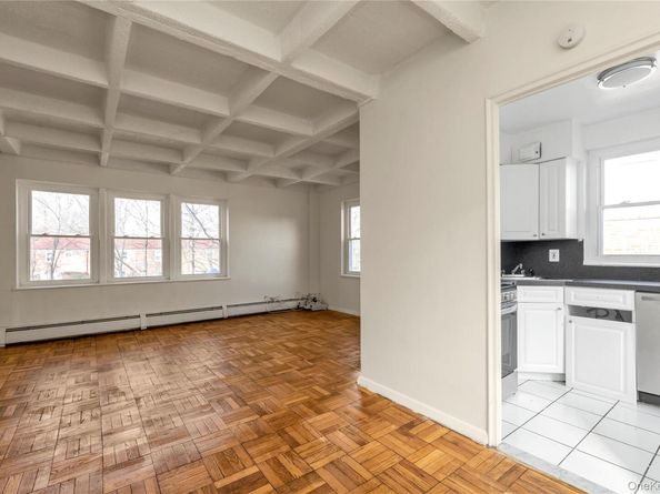 150-77 Village Road 59D, Jamaica Hills NY 11432