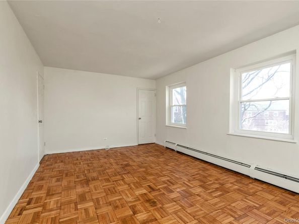 150-77 Village Road 59D, Jamaica Hills NY 11432