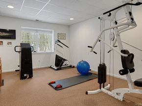 22 Birdsall Farm Drive, Armonk NY 10504