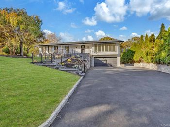 63 Woodland Lane