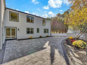 63 Woodland Lane, Smithtown NY 11787