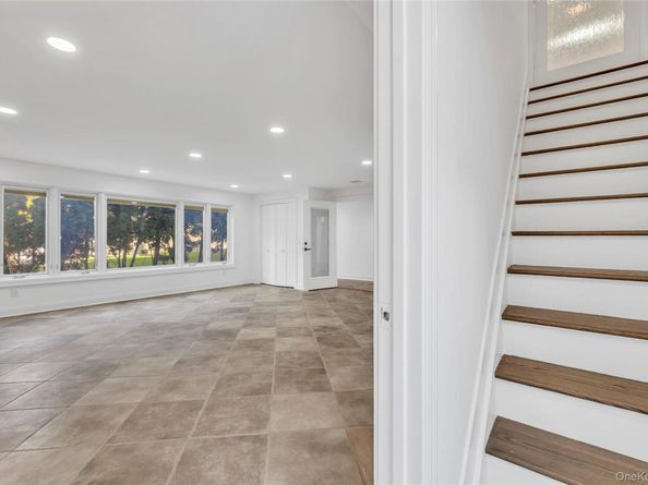 63 Woodland Lane, Smithtown NY 11787