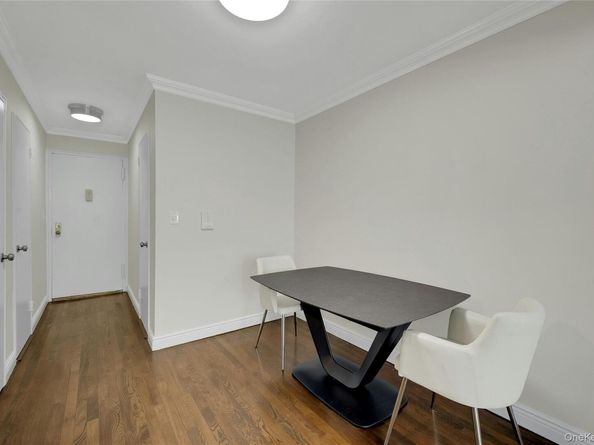 30 N Broadway 5E, White Plains NY 10601