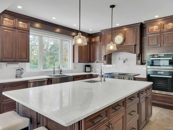 108 Fig Drive, Dix Hills NY 11746