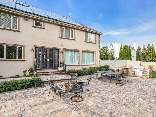 108 Fig Drive, Dix Hills NY 11746