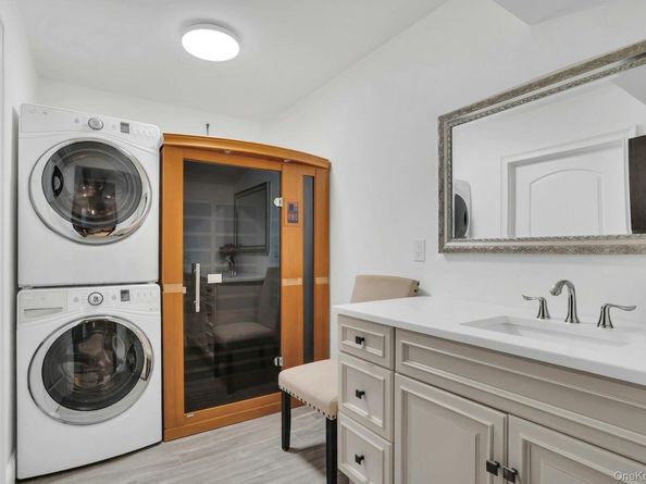 108 Fig Drive, Dix Hills NY 11746