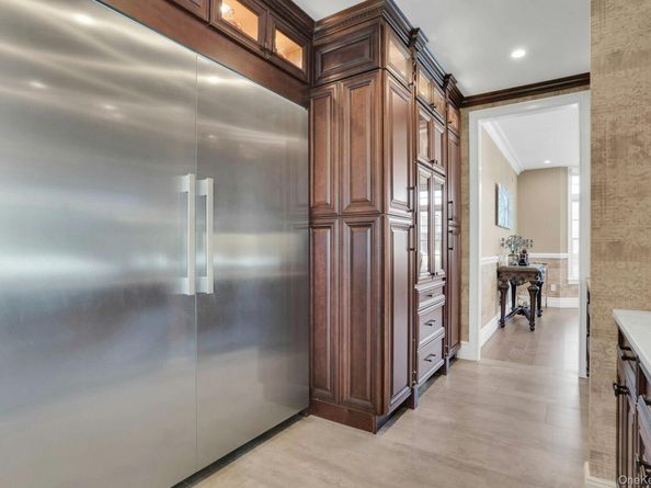 108 Fig Drive, Dix Hills NY 11746