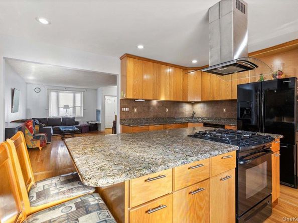 3339 Kingsland Avenue, Bronx NY 10469