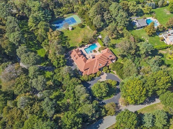 12 Ridge Court, Old Brookville NY 11545