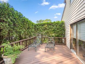 55 Maple Run Drive, Jericho NY 11753