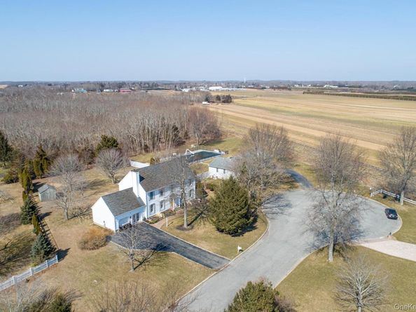 17 Ritas Court, Jamesport NY 11947
