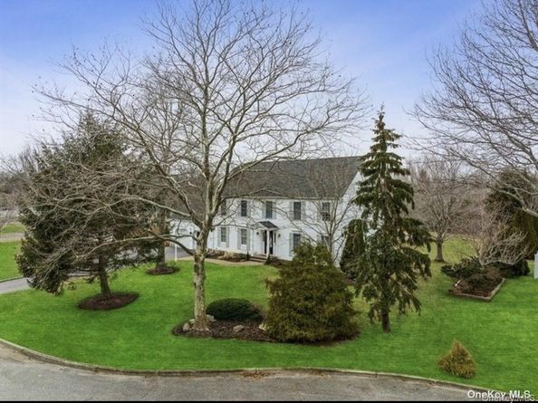 17 Ritas Court, Jamesport NY 11947