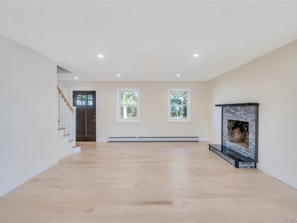 732 Woodside Drive, Wantagh NY 11793