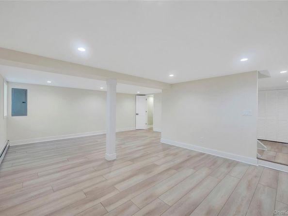 732 Woodside Drive, Wantagh NY 11793