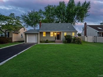 732 Woodside Drive