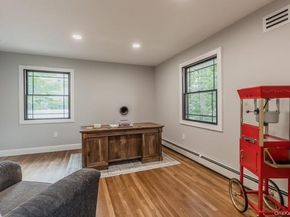5 Satterly Road, East Setauket NY 11733
