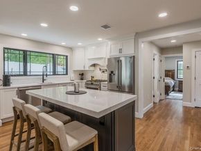 5 Satterly Road, East Setauket NY 11733