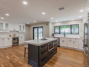 5 Satterly Road, East Setauket NY 11733