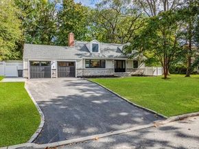 5 Satterly Road, East Setauket NY 11733